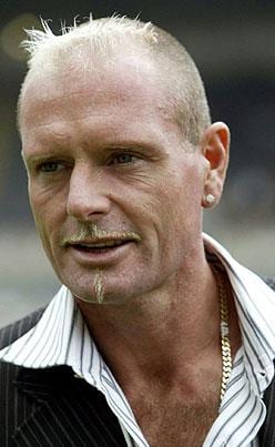 Gazza’s one day Costa break Gazza’s one day Costa break