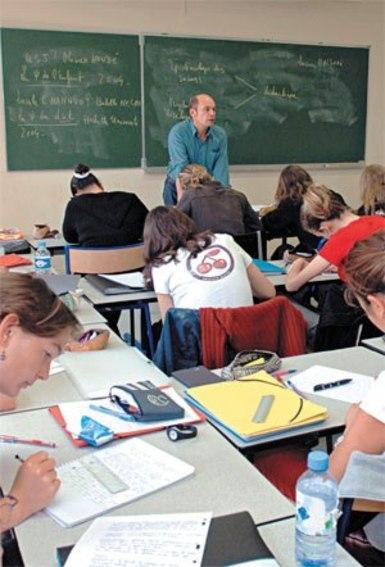 Expats Giving English Lessons Expats Giving English Lessons