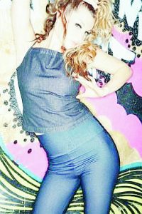 Ex-pat pop princess tipped for the top Ex-pat pop princess tipped for the top