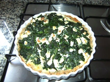 Tasty! Spinach and feta quiche with porridge base
