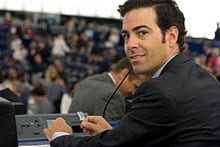 Spanish MEP gets stung Spanish MEP gets stung