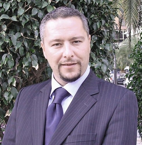 British Consul backs the Olive Press’ Andalucian Expat 100 campaign British Consul backs the Olive Press’ Andalucian Expat 100 campaign