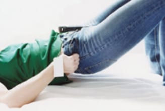 Buying jeans is ‘as stressful as moving’ Buying jeans is ‘as stressful as moving’