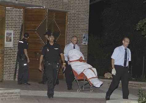Paramedics save unborn baby after pregnant woman shot dead in church in Spain Paramedics save unborn baby after pregnant woman shot dead in church in Spain
