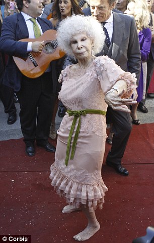 Spain’s dancing Duchess marries again Spain’s dancing Duchess marries again