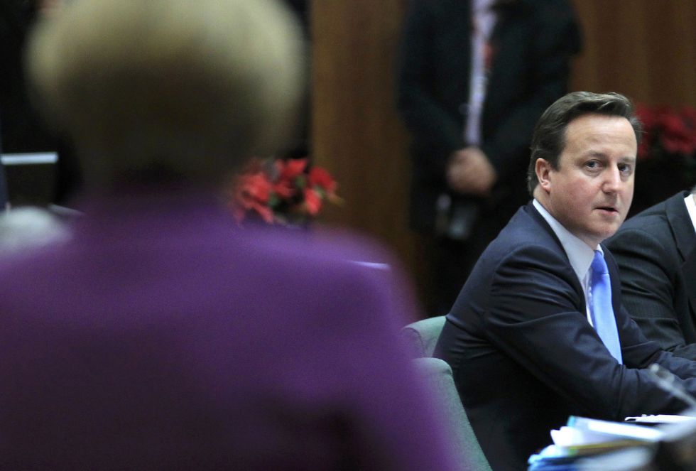 David Cameron breaks away from Europe David Cameron breaks away from Europe