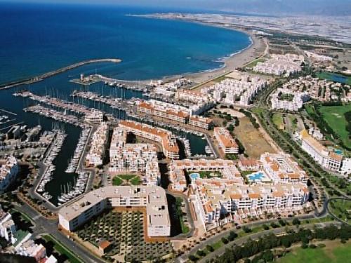 Spring comes to Almerimar – but no green shoots of recovery? Spring comes to Almerimar – but no green shoots of recovery?
