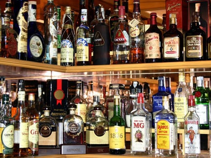 Booze can cause brain damage, say Spanish researchers Booze can cause brain damage, say Spanish researchers