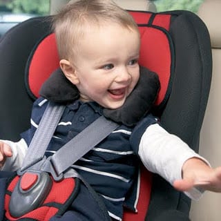 Parents in Spain to be fined if children not wearing seat belts Parents in Spain to be fined if children not wearing seat belts