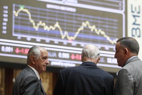 Spain’s borrowing costs hit record high Spain’s borrowing costs hit record high