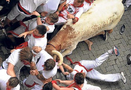 Brit compares Pamplona bull goring to being stabbed Brit compares Pamplona bull goring to being stabbed