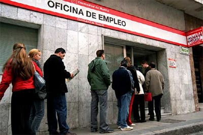 Spanish unemployment falls for third month