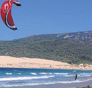 Riding the wind: Kite-surfing on the Costa del Sol Riding the wind: Kite-surfing on the Costa del Sol