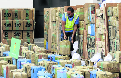 Police close 15 marijuana farms on the Costa del Sol Police close 15 marijuana farms on the Costa del Sol