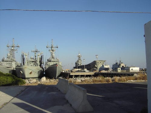 US gives Spain €200 million to harbour military ships US gives Spain €200 million to harbour military ships