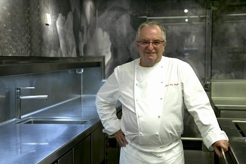 Celebrity chef enjoys Marbella holiday Celebrity chef enjoys Marbella holiday