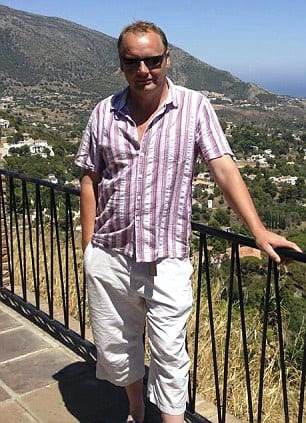 School governor pays price for taking family to Costa del Sol during term-time School governor pays price for taking family to Costa del Sol during term-time