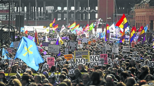 Spain says ‘no’ to ban on abortion Spain says ‘no’ to ban on abortion