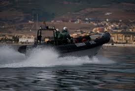 Spanish border guards banned from firing rubber bullets Spanish border guards banned from firing rubber bullets