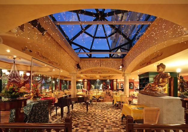 Mayor of Marbella honours Da Bruno restaurant’s 20th birthday Mayor of Marbella honours Da Bruno restaurant’s 20th birthday