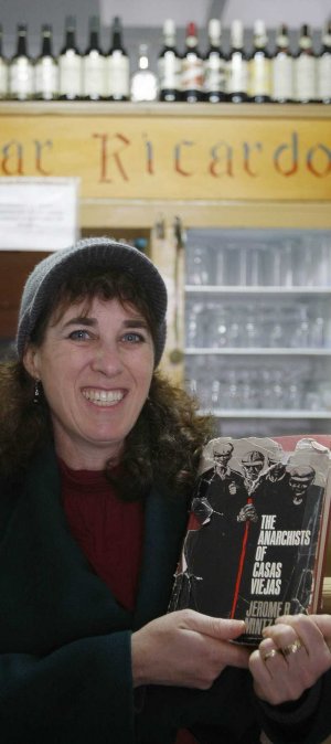 Daughter of American author Jerome Mintz continues Casa Viejas tradition Daughter of American author Jerome Mintz continues Casa Viejas tradition