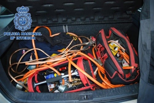 Fake gas inspectors arrested for conning victims out of millions Fake gas inspectors arrested for conning victims out of millions