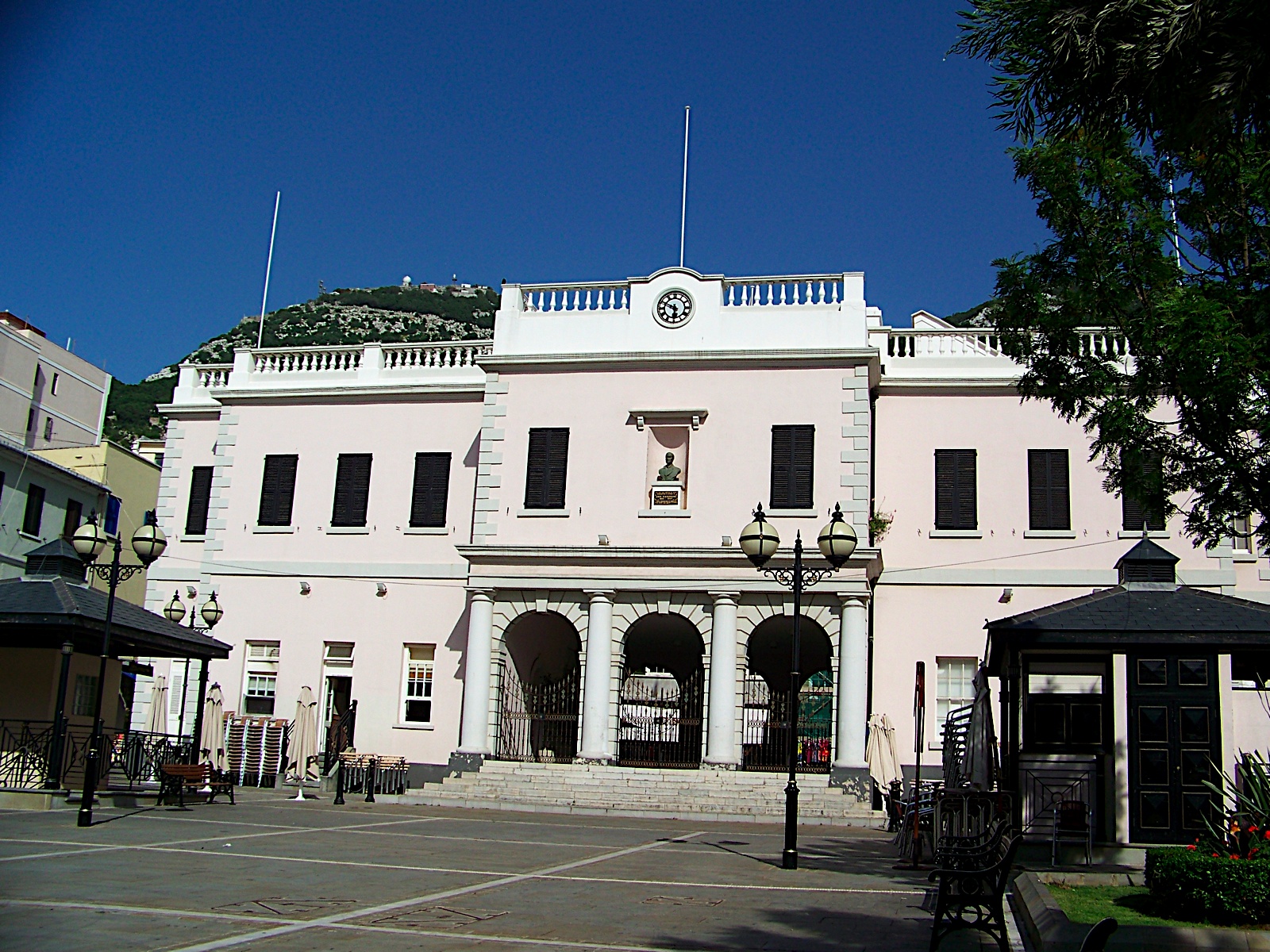 Gibraltar government launches investigation into bullying accusations Gibraltar government launches investigation into bullying accusations