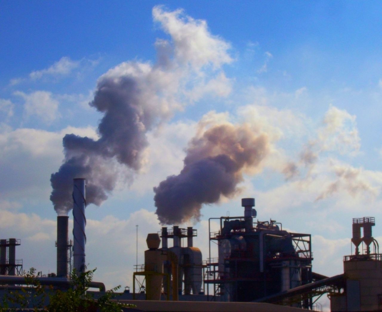 La Linea tops Spanish air pollution blacklist La Linea tops Spanish air pollution blacklist