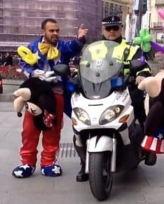 VIDEO: Mickey and Minnie Mouse involved in Madrid brawl VIDEO: Mickey and Minnie Mouse involved in Madrid brawl