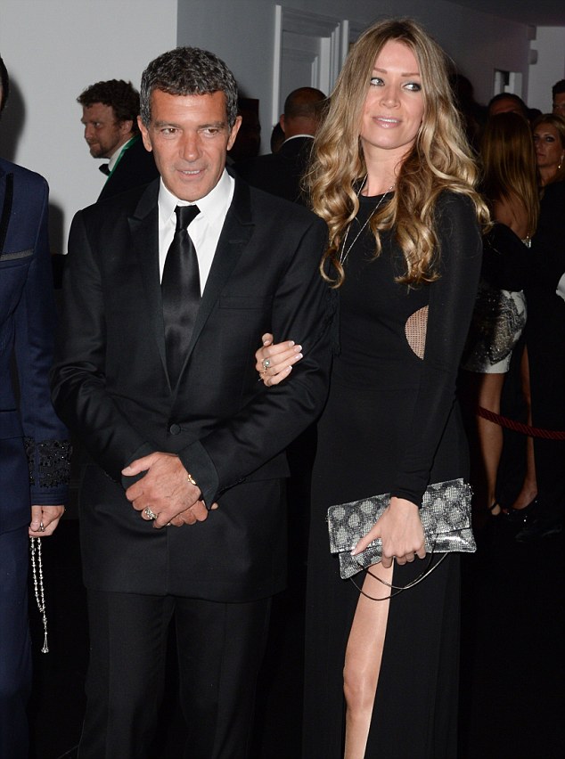 Antonio Banderas bounces back with new partner just months after divorce Antonio Banderas bounces back with new partner just months after divorce