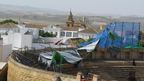 Game of Thrones set collapses in Osuna Game of Thrones set collapses in Osuna