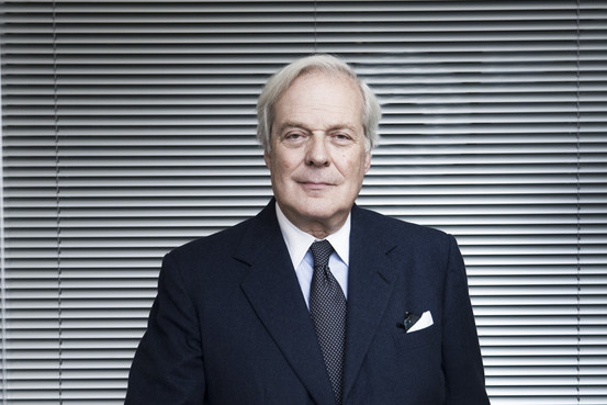 Banking magnate Baron Rothschild to appear in court in victory for expats Banking magnate Baron Rothschild to appear in court in victory for expats