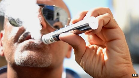 Spanish smokers shun ‘magic wand’ e-cigarettes Spanish smokers shun ‘magic wand’ e-cigarettes