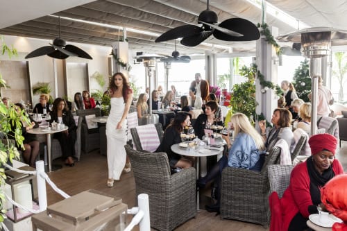 Fashion show at The Boardwalk raises €1,000 for charity Fashion show at The Boardwalk raises €1,000 for charity