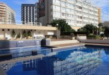 Former Manchester United footballer dies after falling from a Spanish hotel balcony