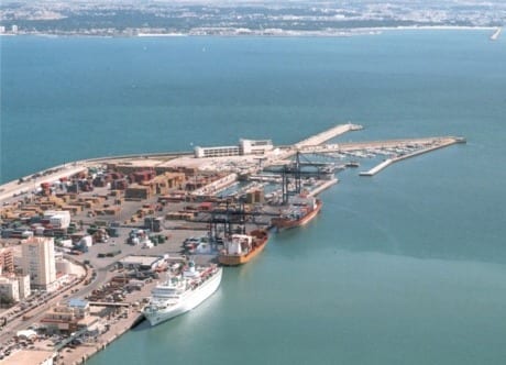 Cadiz port