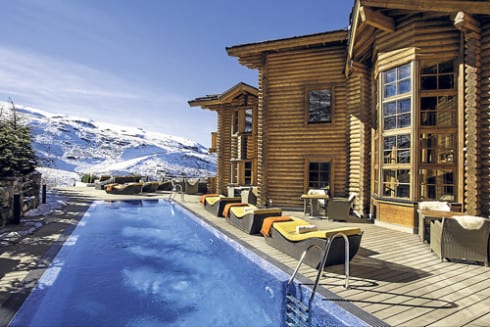 El Lodge pool