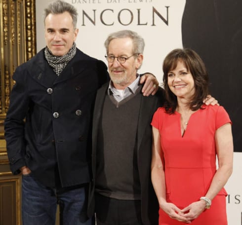 Lincoln photo call e