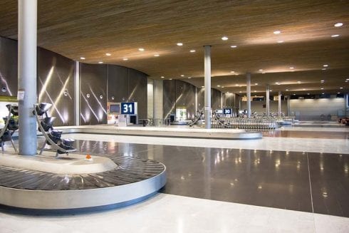 CDG baggage claim area