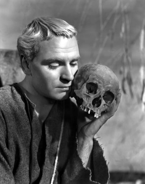 Hamlet with skull of Yorick