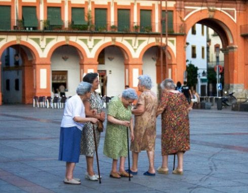 Old women Spain e