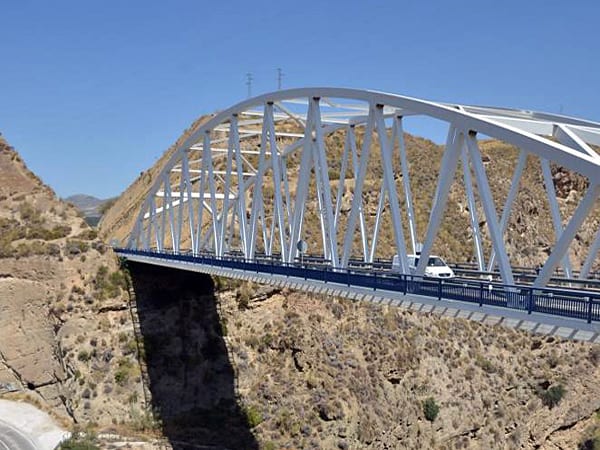 tablate bridge lanjaron bungee jump death