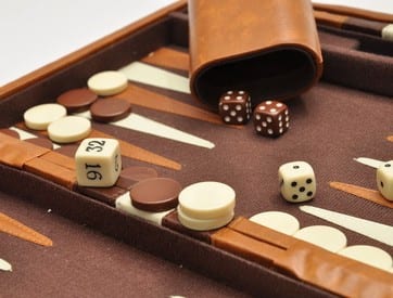 backgammon e