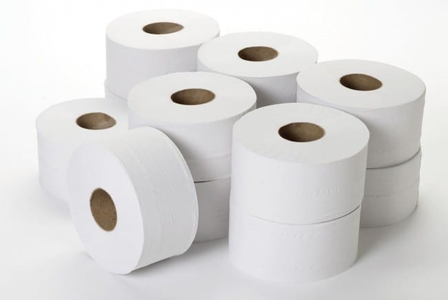 toilet rolls e