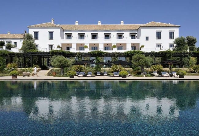 hotel finca cortesin casares  e