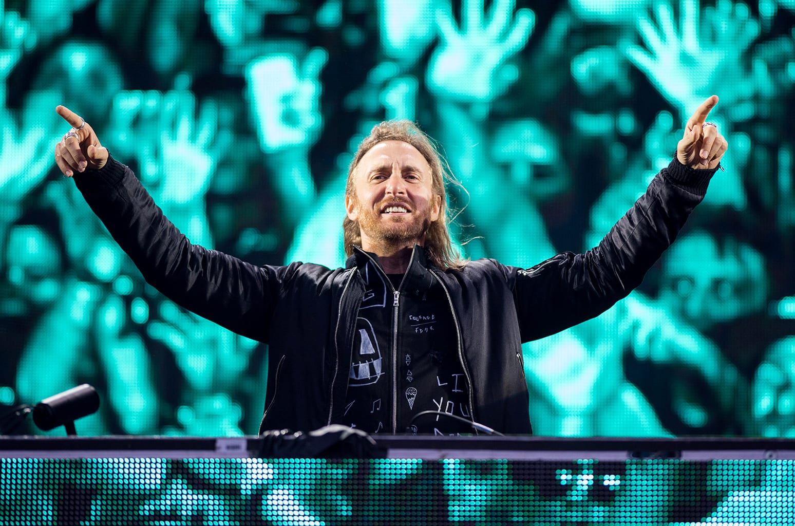 david guetta live v festival  billboard