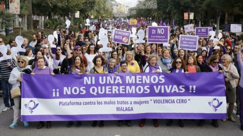 Manifestacion Violencia Genero Noviembre_1410769584_112769924_667x375