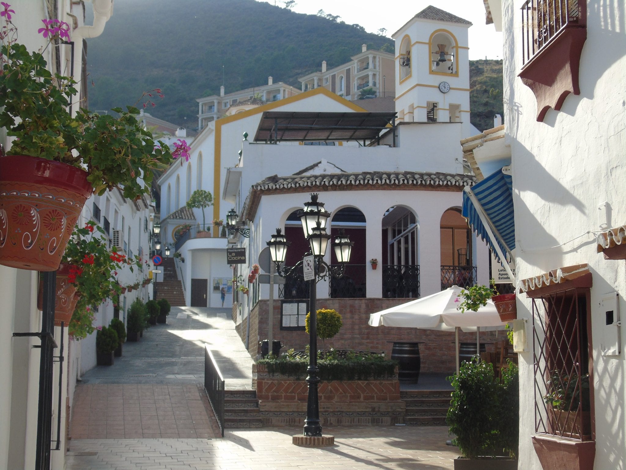 Benahavís lo tiene todo la guía definitiva de la joya escondida de la