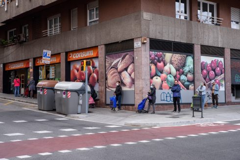 Supermarket Queue In Guinardo District