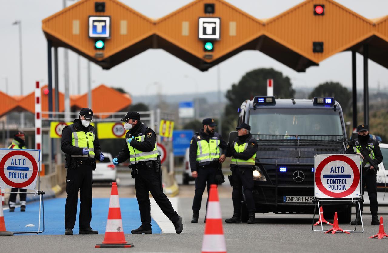 France To Tighten Border Controls Between Spain And Other Neighbours 